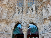 Upper front facade, Antoni Gaudí's Sagrada Família, Barcelona