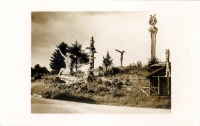 Roadside sculptures postcard