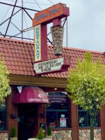 Central Gyros, Central Avenue near Belmont. 2021 - 47 years = 1974 or thereabouts Central Gyros, Central Avenue near Belmont. 2021 - 47 years = 1974 or thereabouts