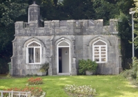 Cute cottage across the water from Caernarfon Castle