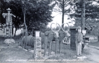 Fred Smith's Wisconsin Concrete Park,  Phillips, postcard