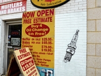 Ozco Auto Service, Lawrence Avenue near California-Roadside Art