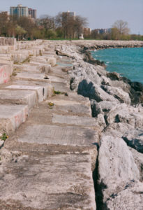 Chicago lakeshore before anti-erosion project