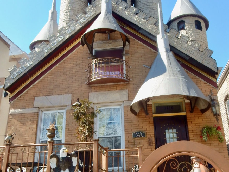 Front view of Alex Rico's art environment in Chicago's Bridgeport neighborhood